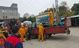 <b>杭州搬家公司大型搬運(yùn)車輛</b>