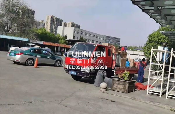 注意了：最近會夢到搬家公司是福是禍？